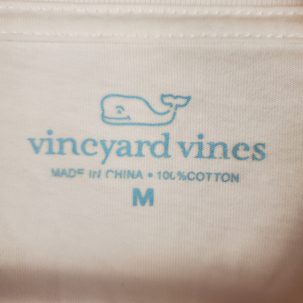 Vineyard Vines Christmas Long Sleeve Tee. "Naughty or Nice." MED. #0208 - Picture 4 of 11
